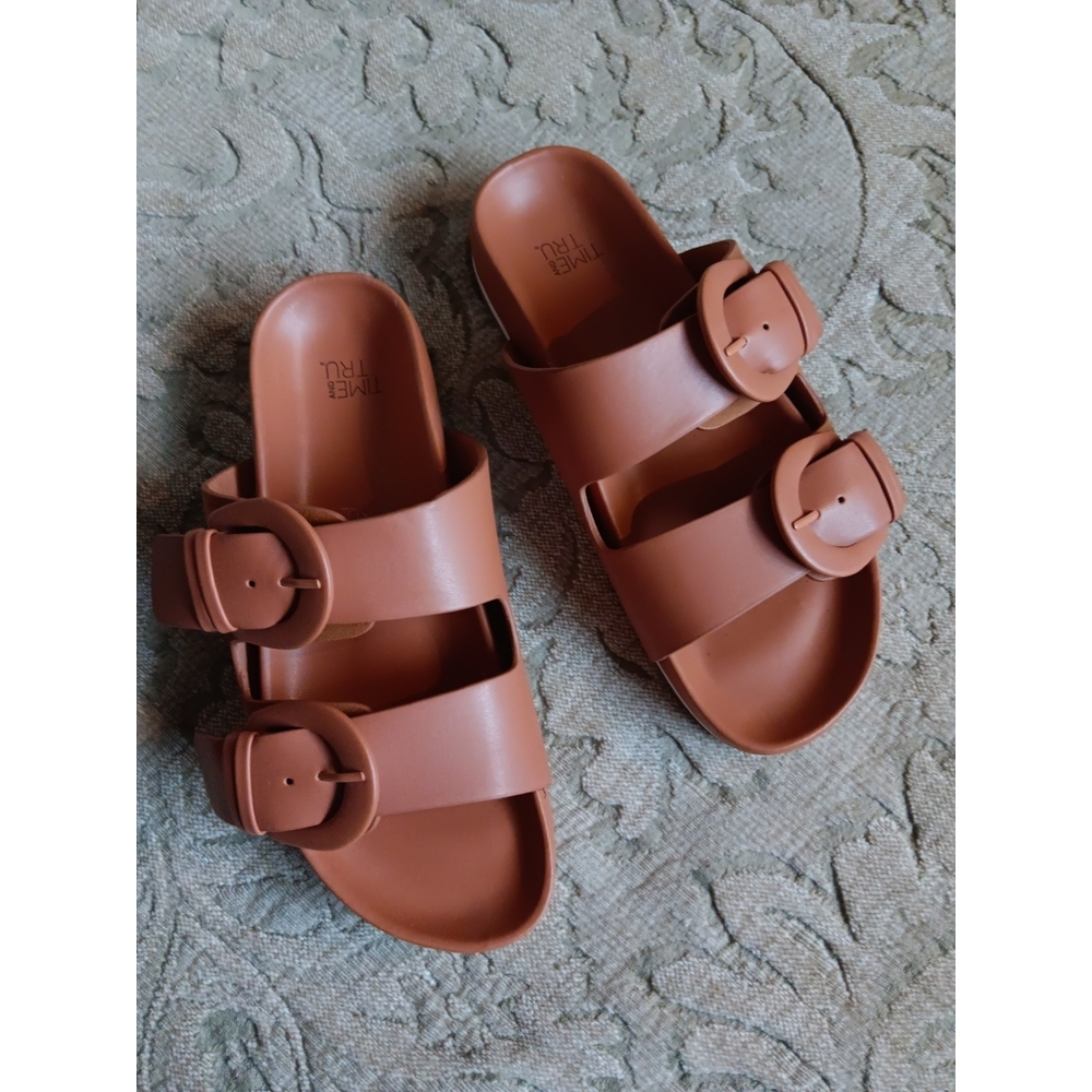 🆕️ Time and Tru Tan Slip on Sandals